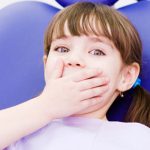 چگونه با ترس کودکان از دندانپزشکی برخورد کنیم